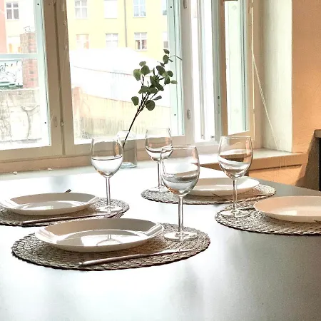 Finland Ratina: Spacious With Sauna Near Uros Live Arena Apartment *